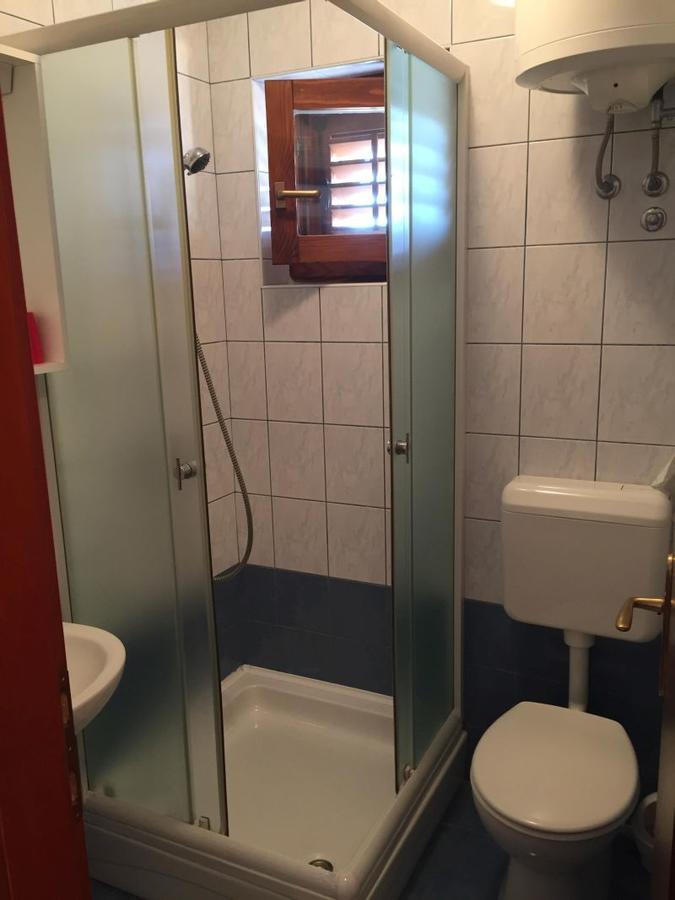 Studio Apartments Ana 로비니 외부 사진